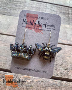 Queen Bee dangle earrings